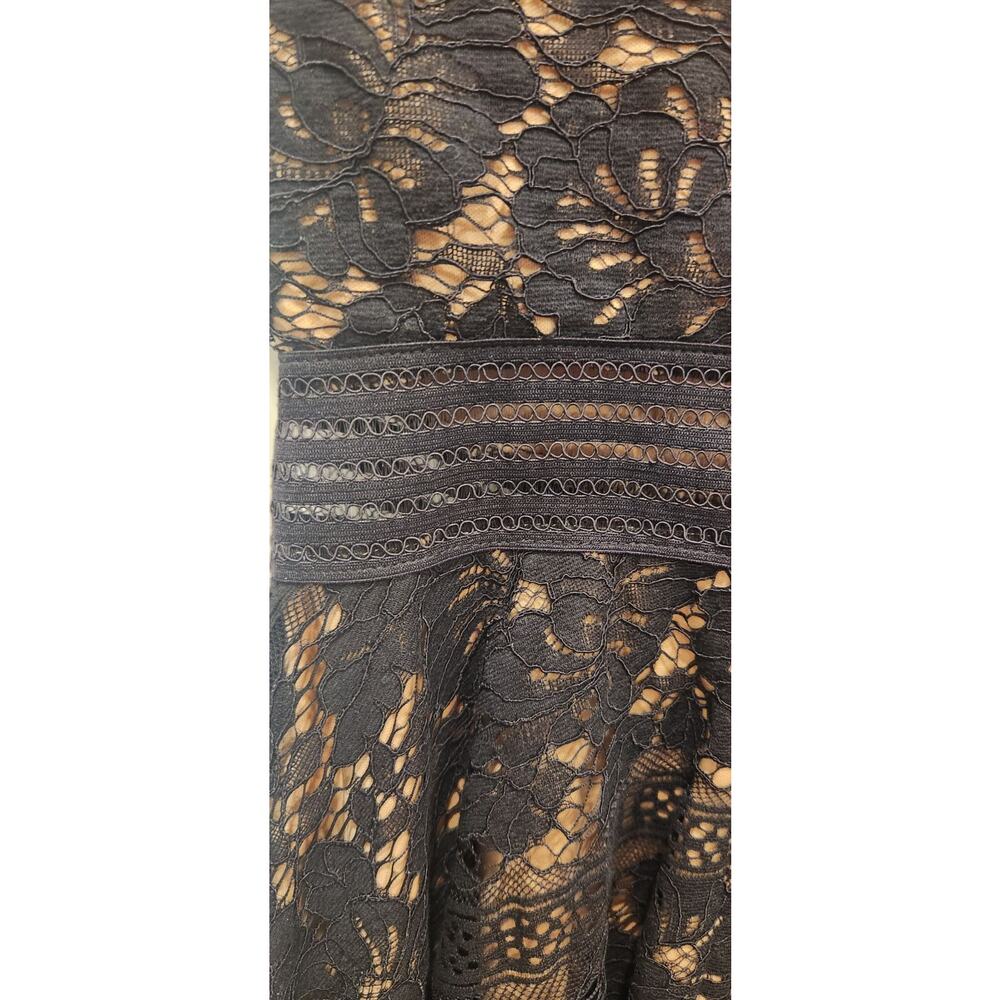 City Studio Junior Size 0 Black Lace Dress - Picture 4 of 6